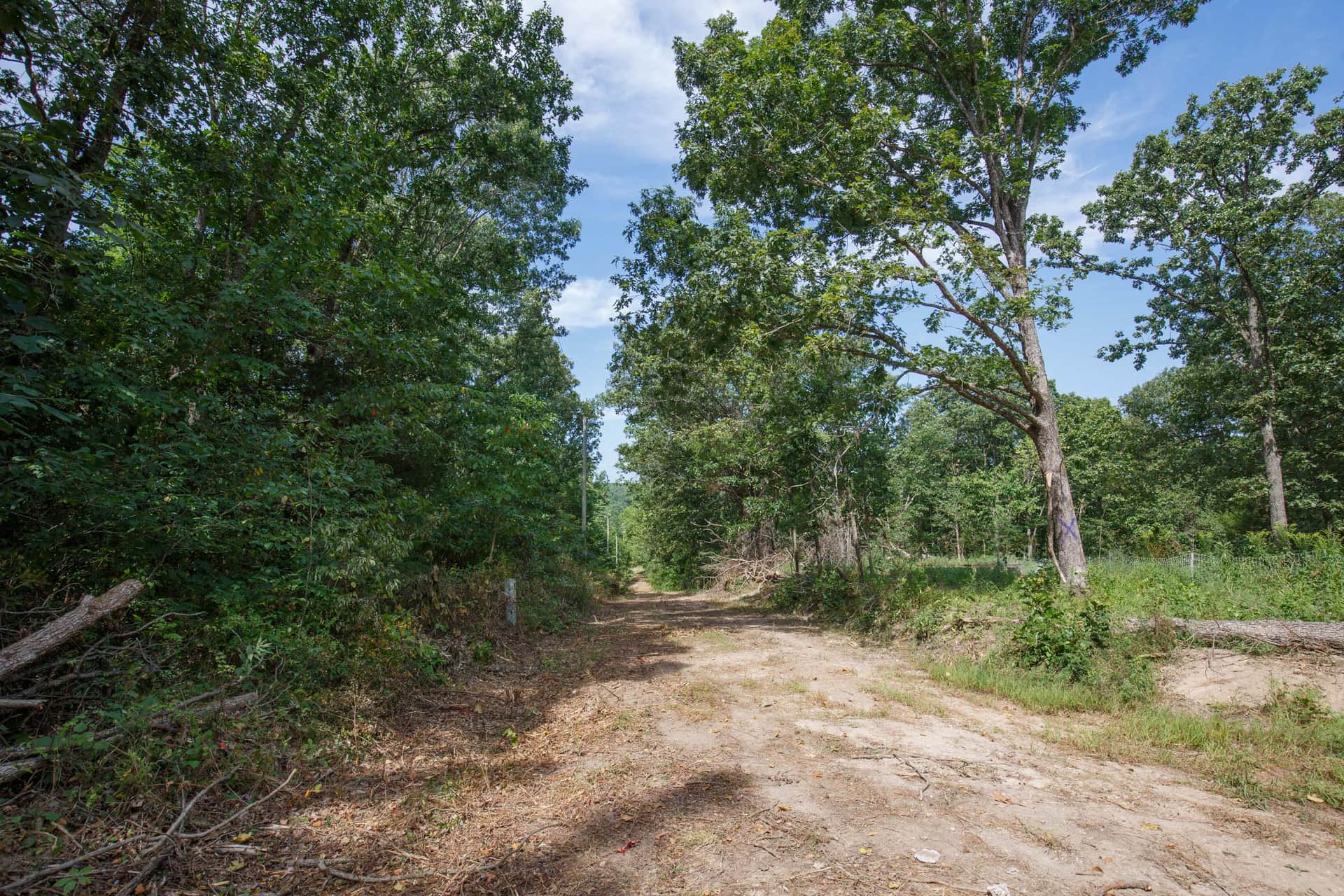 Spring Lake, Plat 6, Tract 16, 0.31 acres in Miller County, Missouri (photo 1 of 8)